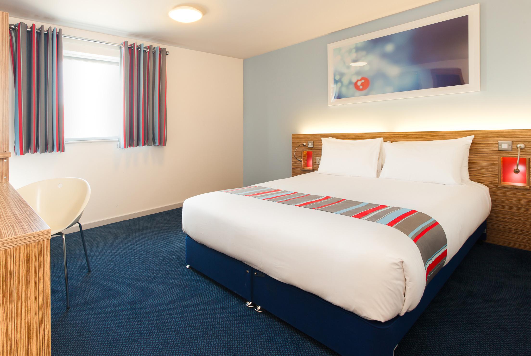 Ibis Budget London Heathrow T5 Slough Buitenkant foto