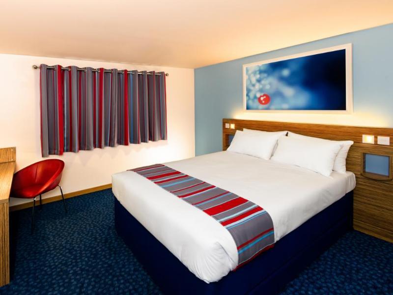 Ibis Budget London Heathrow T5 Slough Buitenkant foto